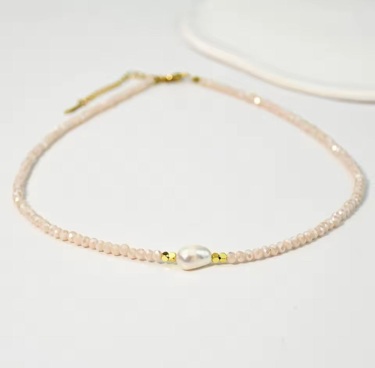 COLLAR LEYLA