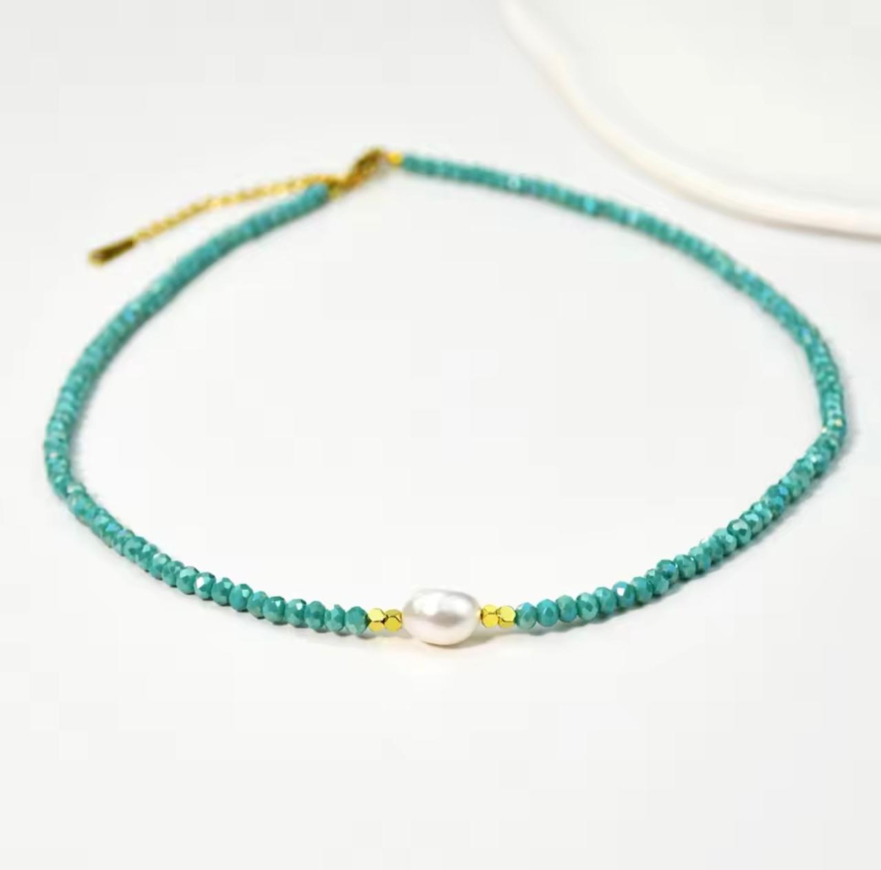 COLLAR LEYLA