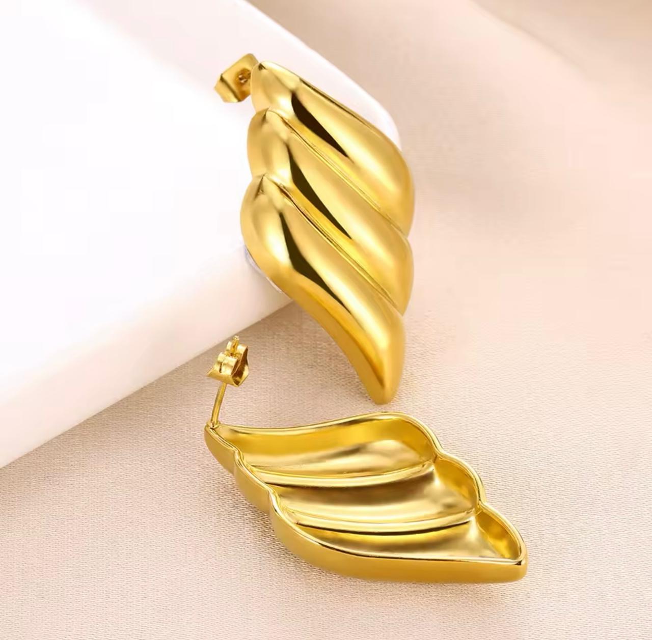 ARETES DANNA