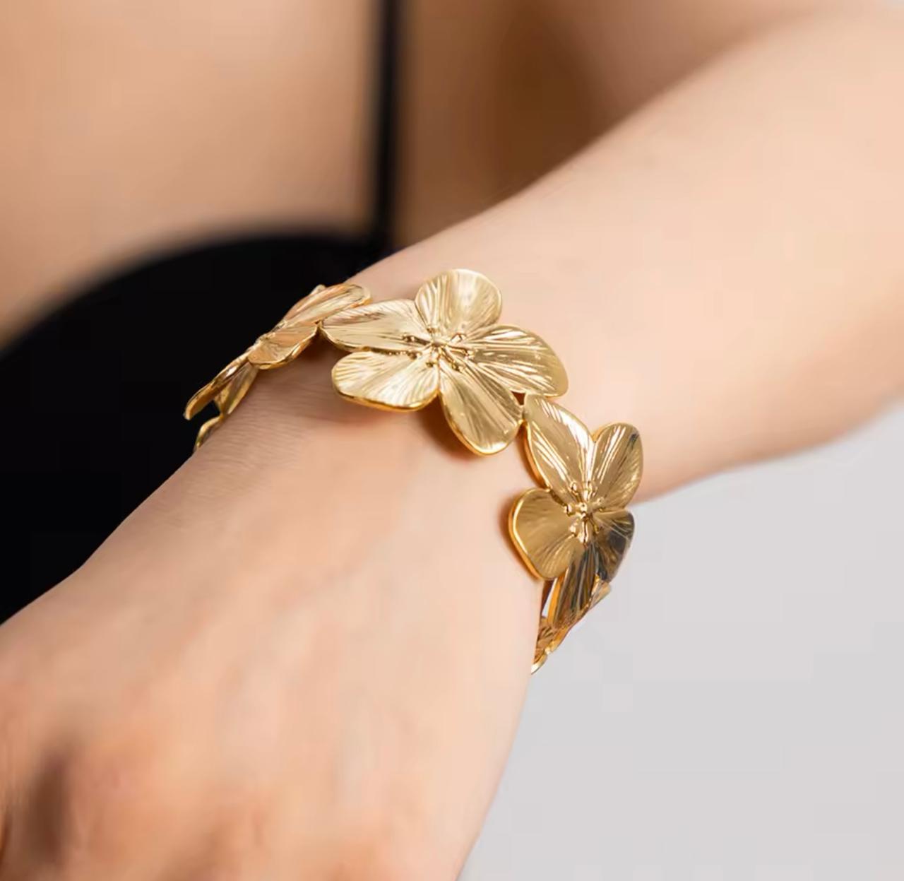 NUEVA! PULSERA FLORES